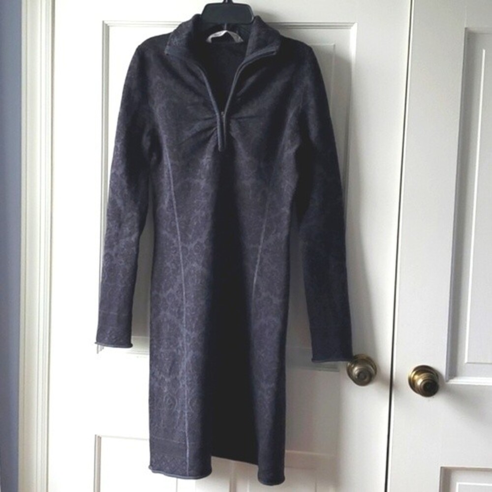 ATHLETA QUARTER ZIP SWEATER DRESS SIZE SMALL GRAY BLACK FLORAL